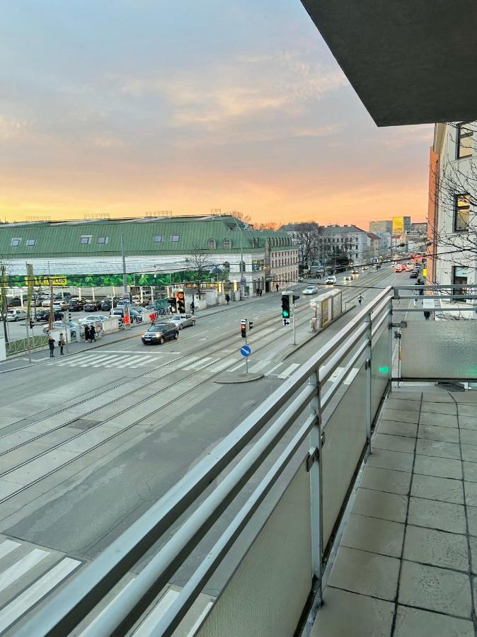 80M2 Apartment With Balcony & Free Netflix เวียนนา ภายนอก รูปภาพ